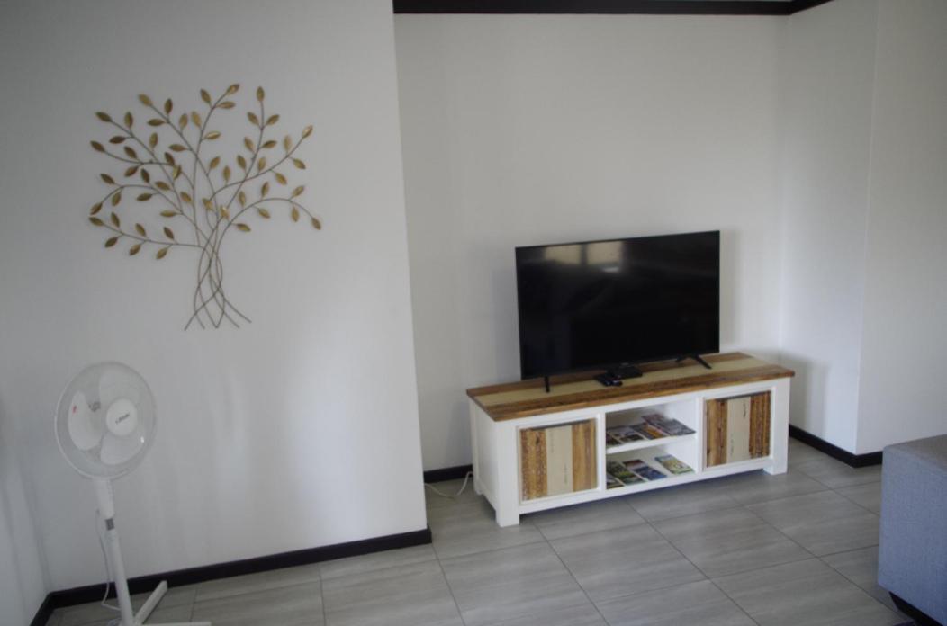 Plett Sunrise:) Apartment เพลตเตนเบิร์กเบย์ ภายนอก รูปภาพ