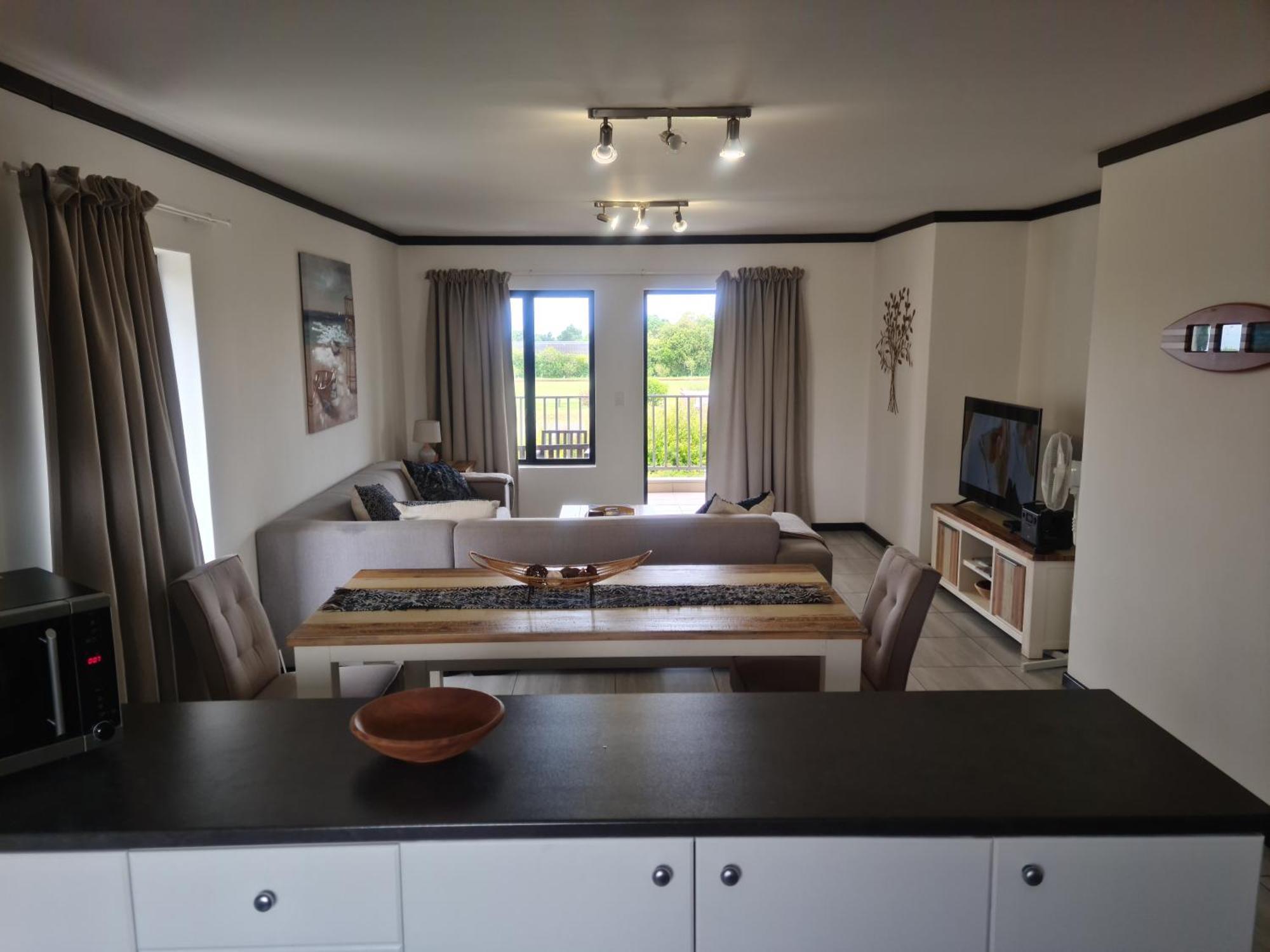 Plett Sunrise:) Apartment เพลตเตนเบิร์กเบย์ ภายนอก รูปภาพ